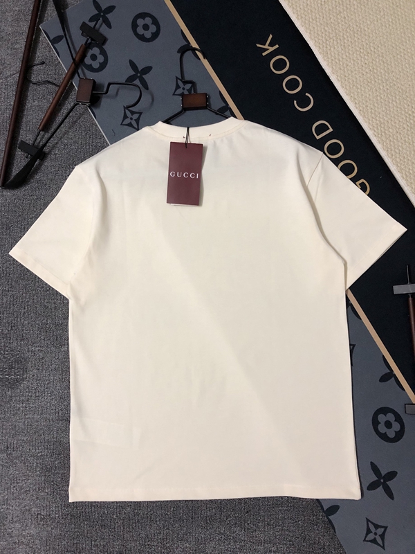 ブランドTシャツ角部分ディテール